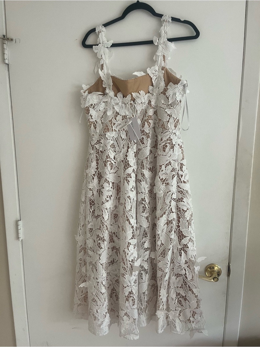 Marchesa Notte Flared guipure lace midi dress - Picture 5 of 6